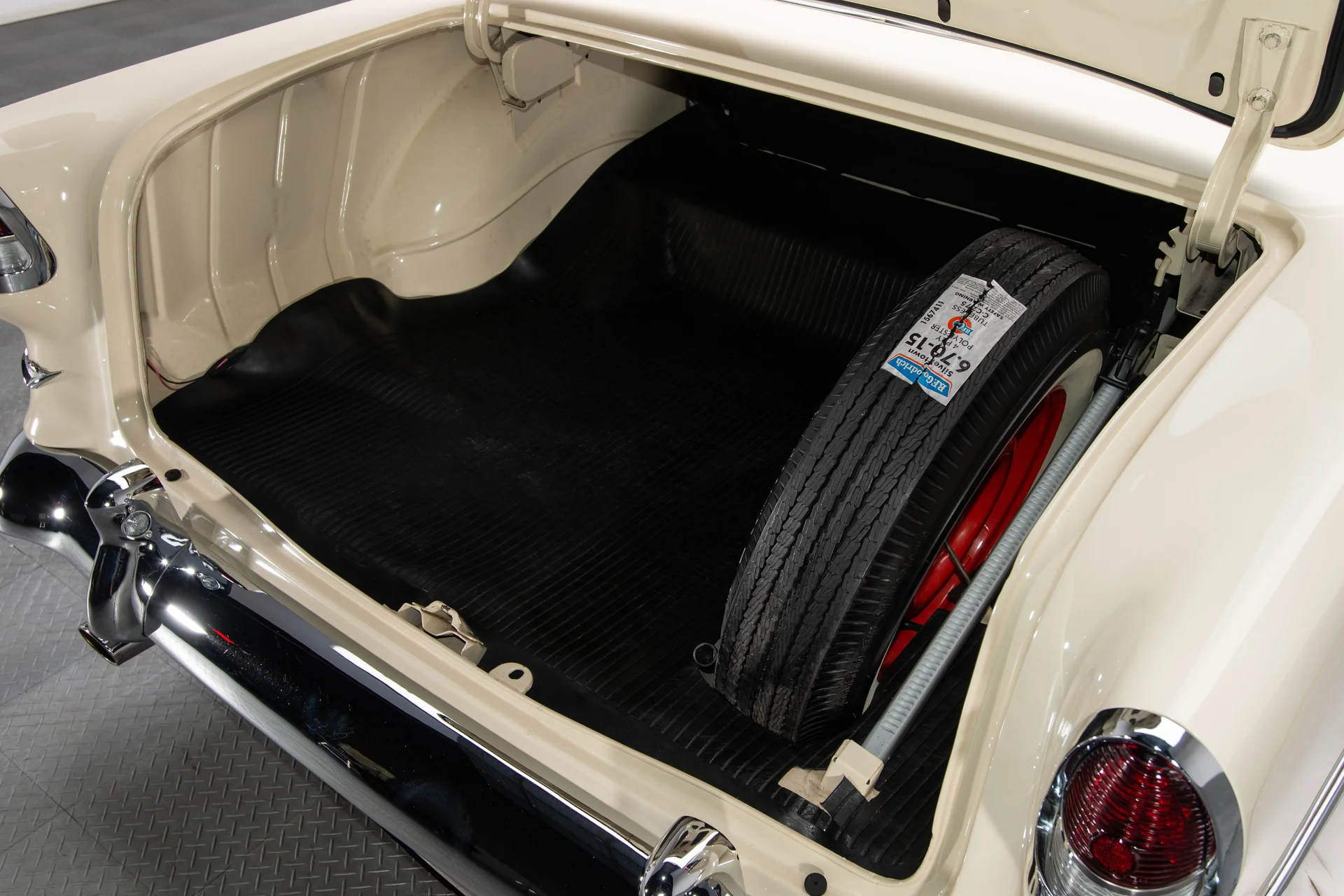 1955 Chevrolet Bel Air - Image 6