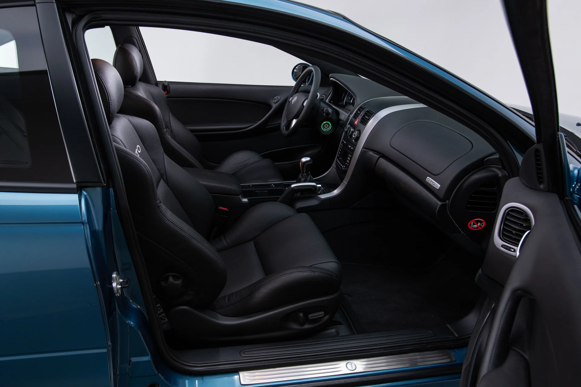 2004 Pontiac GTO - Image 16