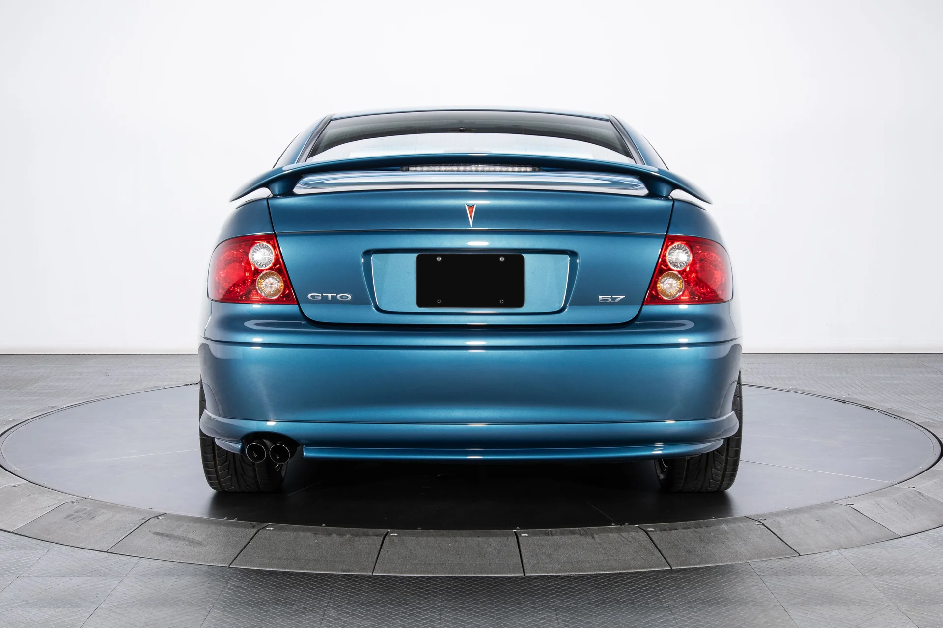 2004 Pontiac GTO - Image 4