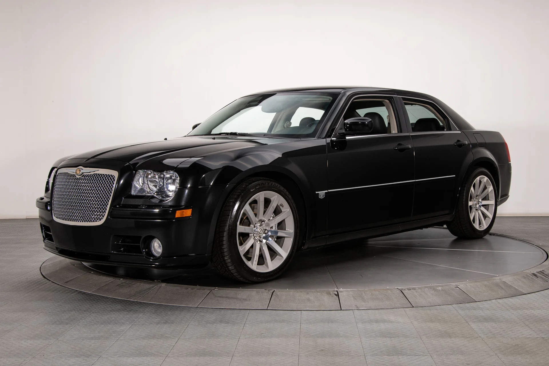2006 Chrysler 300C SRT-8