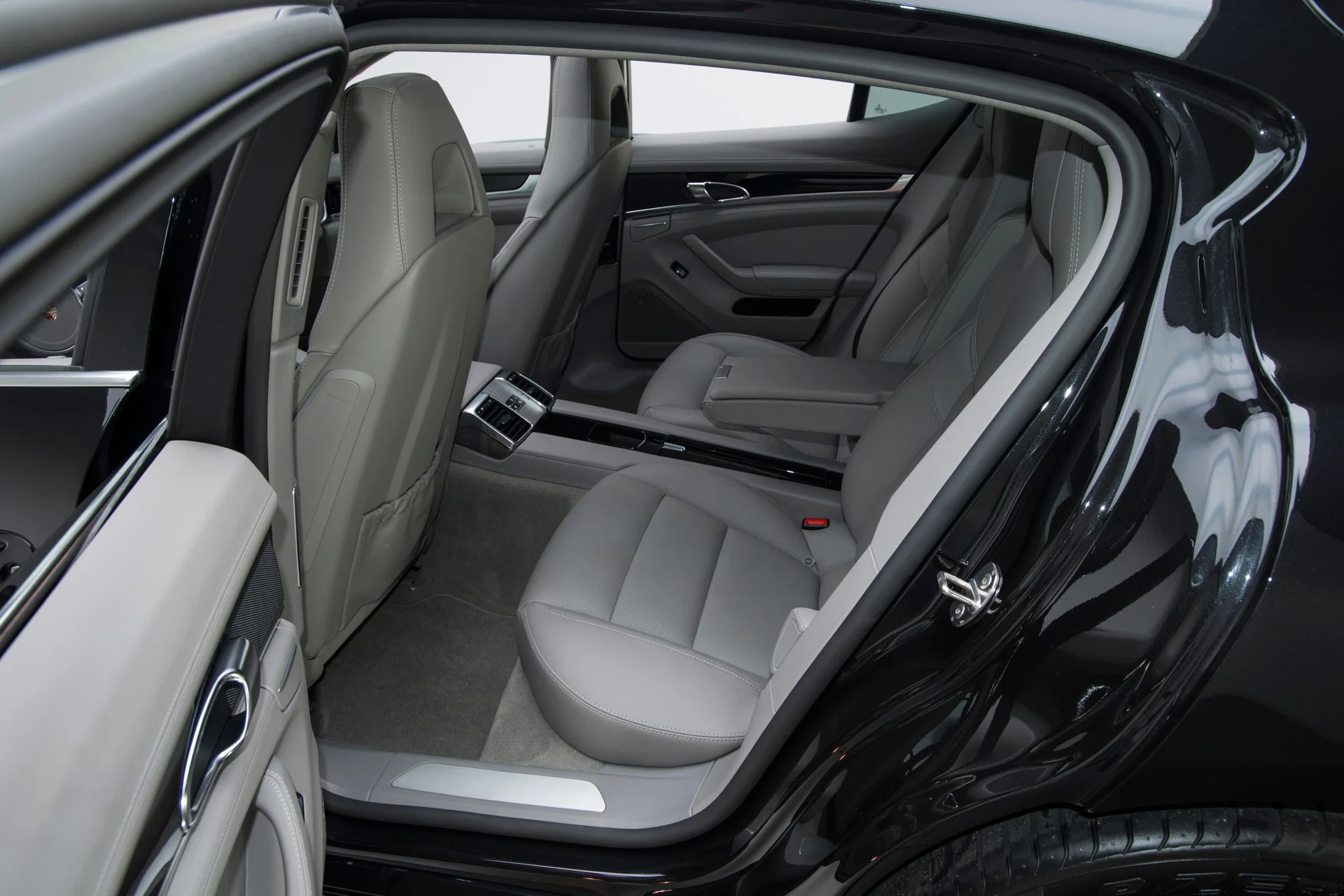 2012 Porsche Panamera S - Image 13