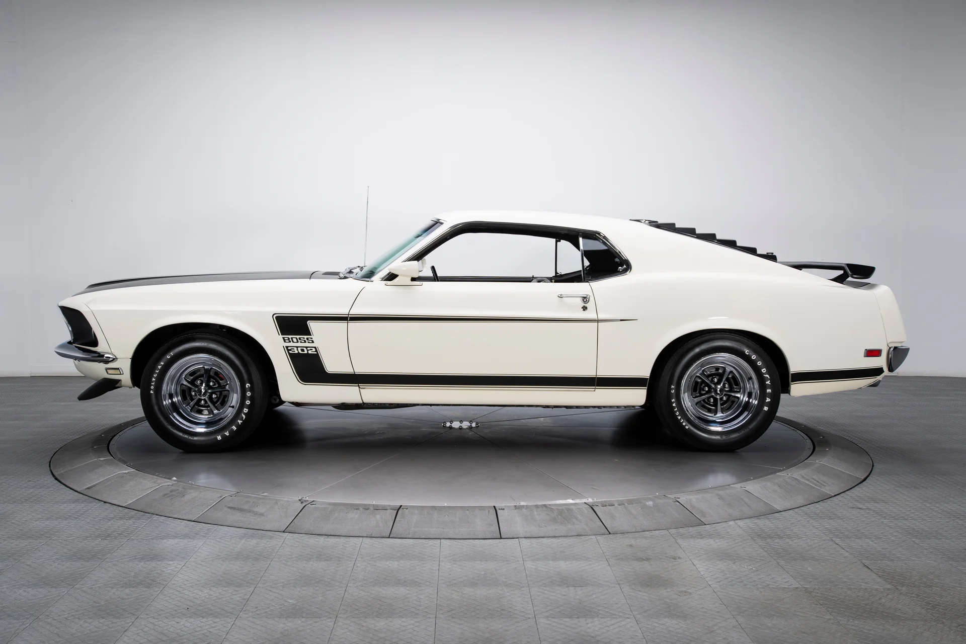 1969 Ford Mustang Boss 302 - Image 11