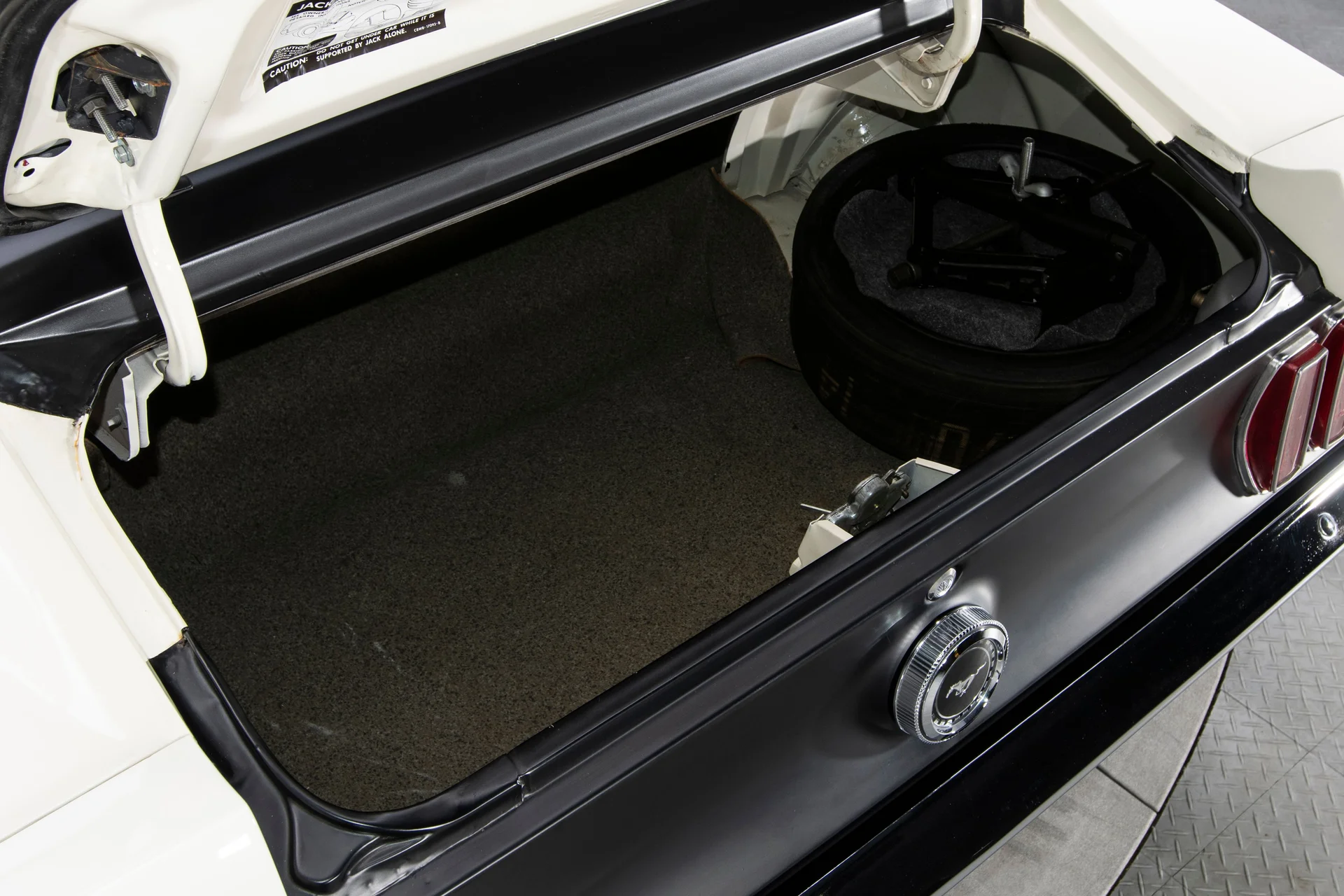 1969 Ford Mustang Boss 302 - Image 43