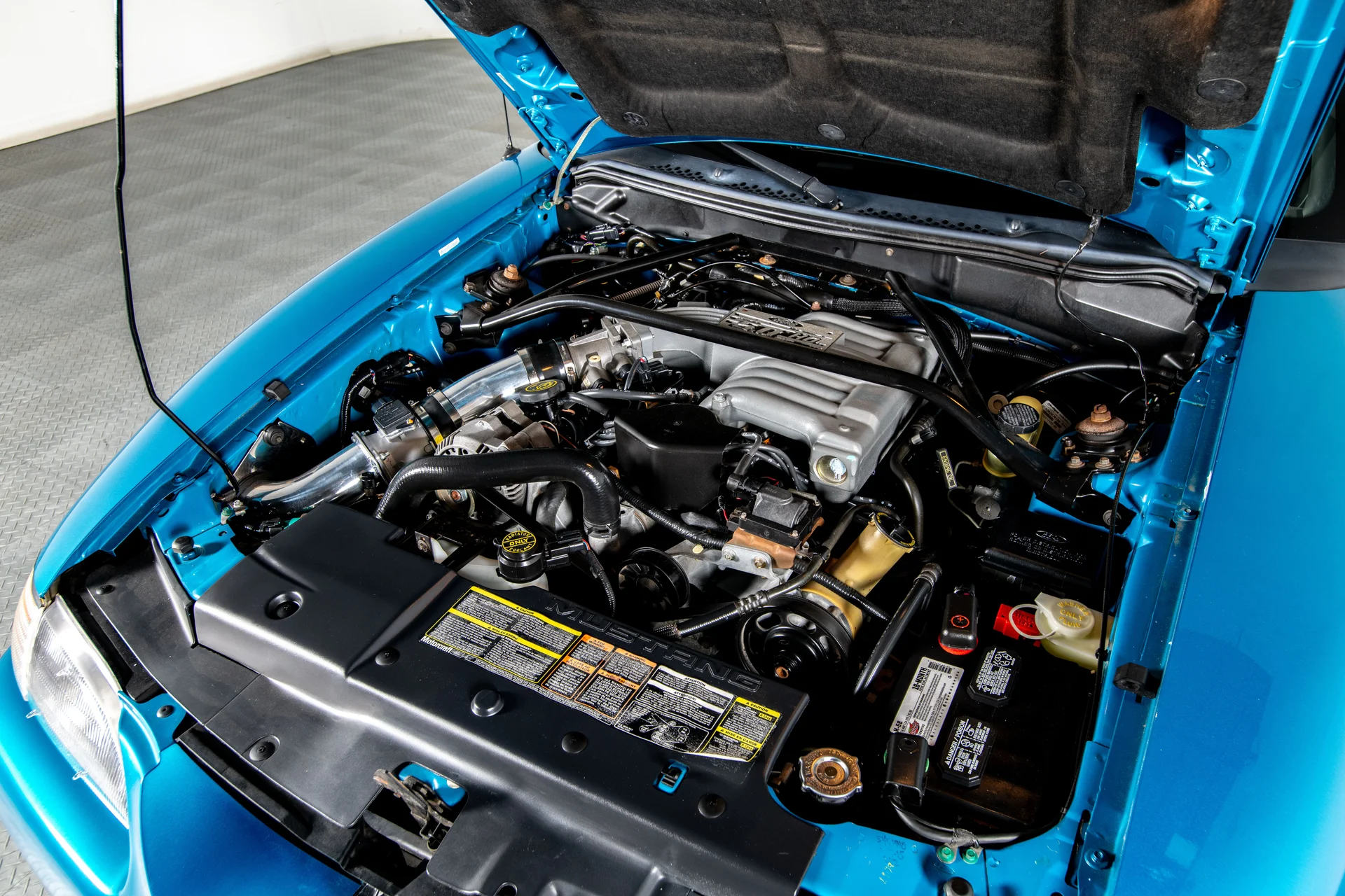 1995 Ford Mustang GT - Image 9