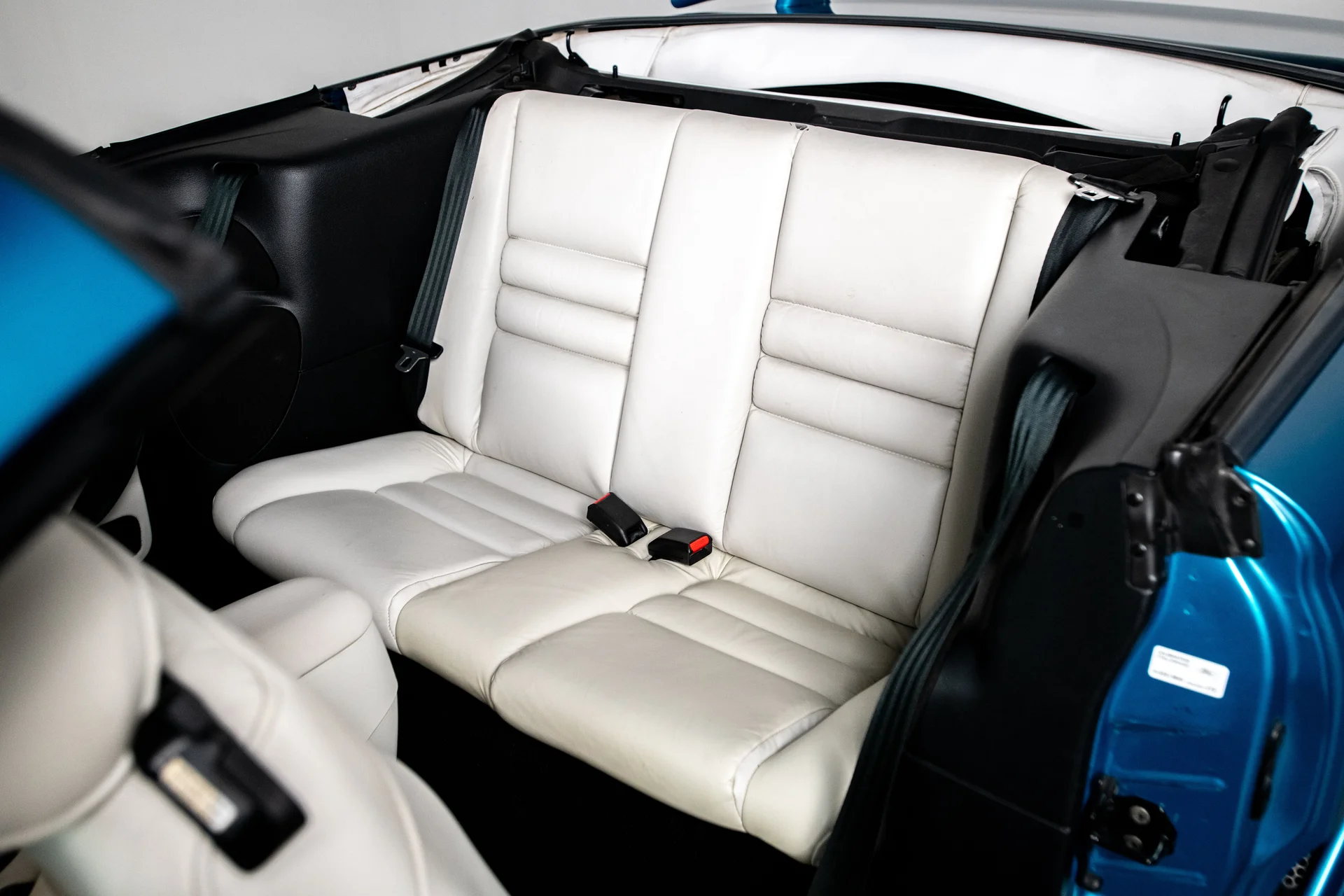 1995 Ford Mustang GT - Image 13