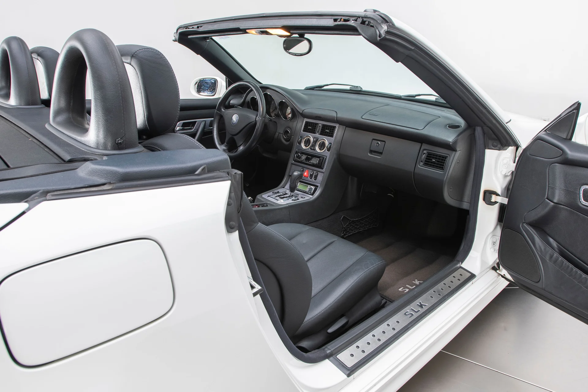 2002 Mercedes-Benz SLK230 - Image 16