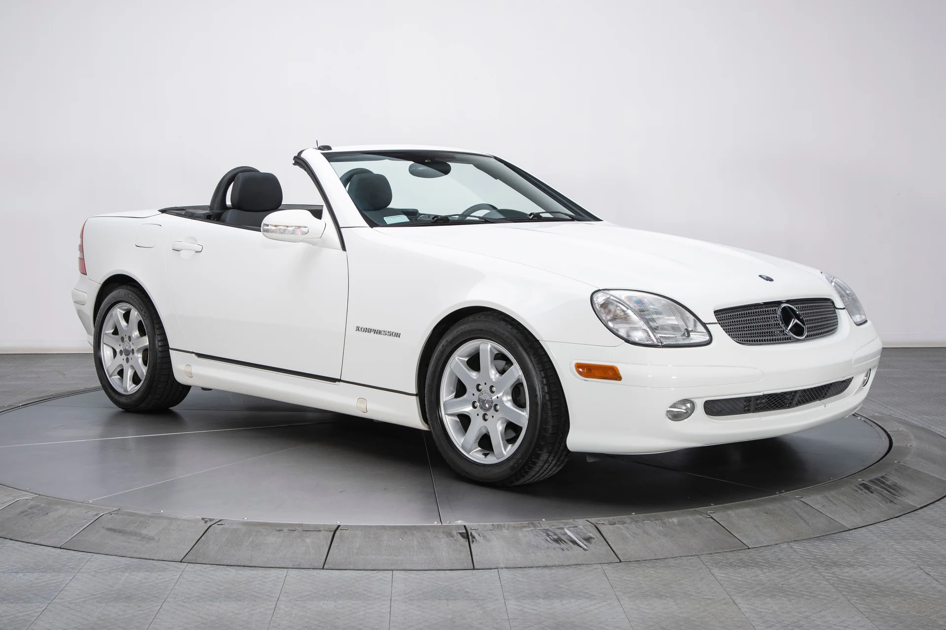2002 Mercedes-Benz SLK230 - Image 7